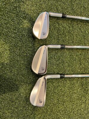 Takomo 301 CB iron set 4-PW RIGHT HAND