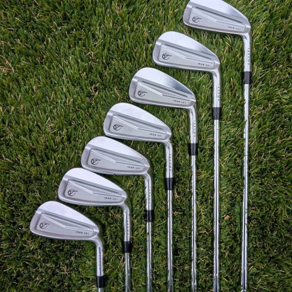 Takomo 201 Iron Set 4-PW, KBS Tour Lite Stiff Shaft, Used.