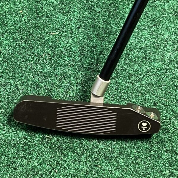LAB Link.1 Putter - Black Limited Edition - Accra Shaft.