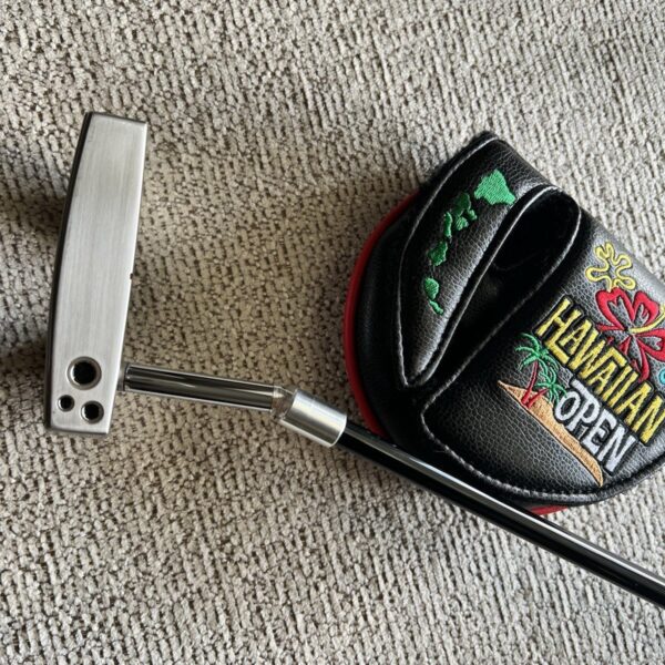 Scotty Cameron Phantom X5 Custom 34” Putter.
