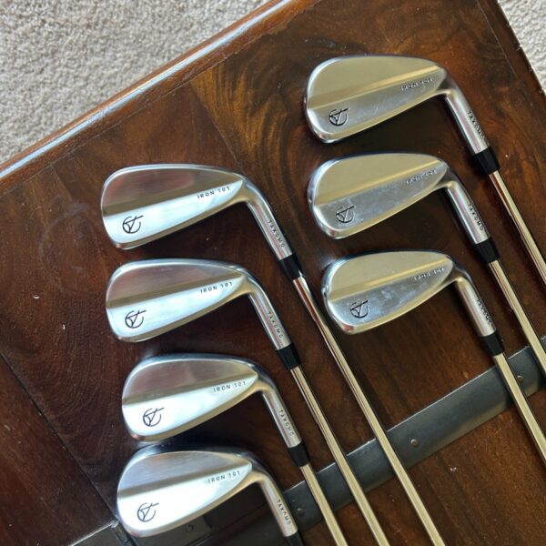Takomo 101 Iron Set (4 - PW).