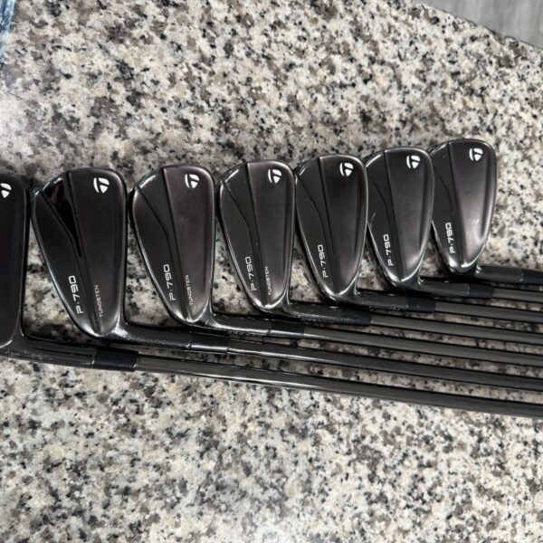 2022 Taylor made P790 Phantom black Left handed Irons 4-PW.